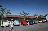 Eindrueckliche-Praesentation-des-VW-Kaefer-Cabriolet-Clubs-der-Schweiz-Oldtimer-Sunday-Morning-Mai-2022